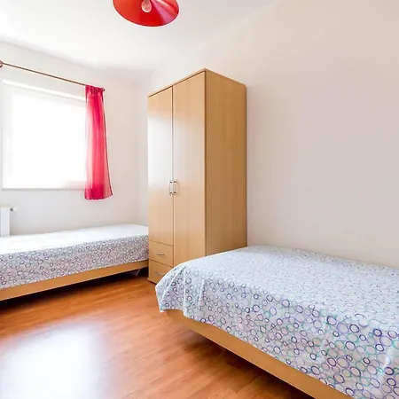 Apartment Modern Milotic